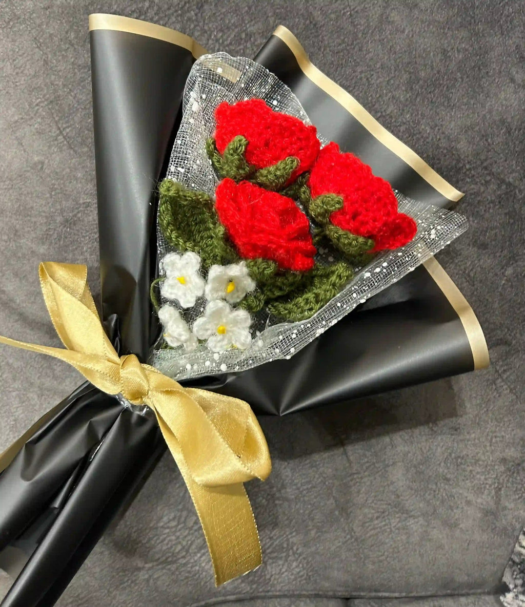 Handmade 3 Red Roses with Forget-Me-Nots by Fourloom, photo 5