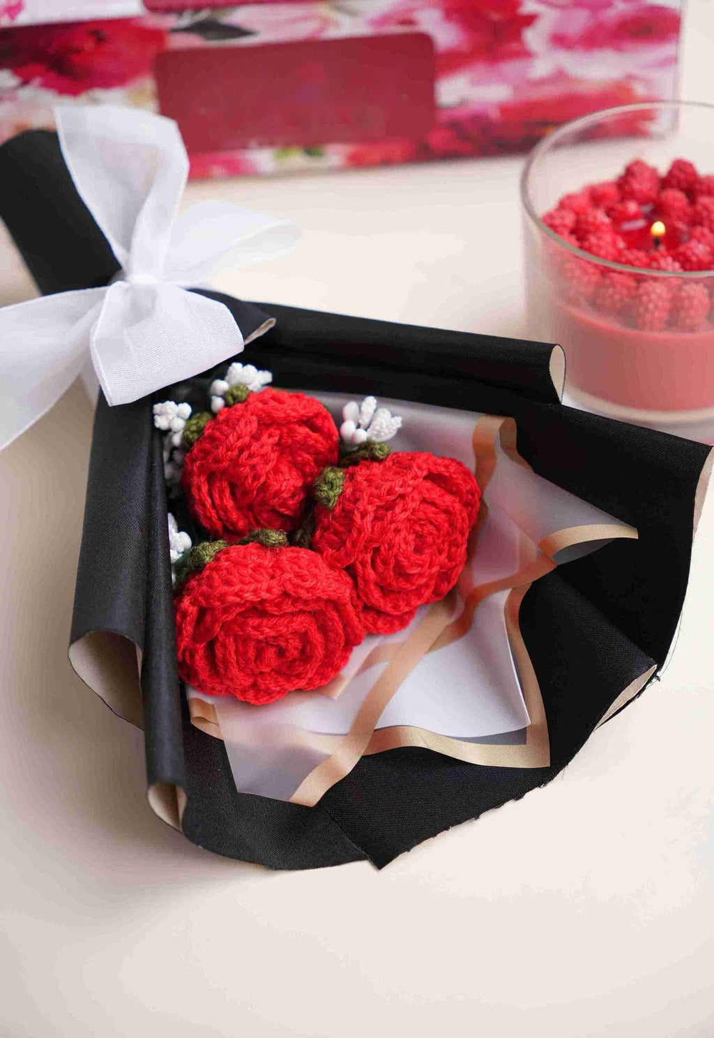 Handmade 3-Rose Bouquet by Fourloom, photo 3