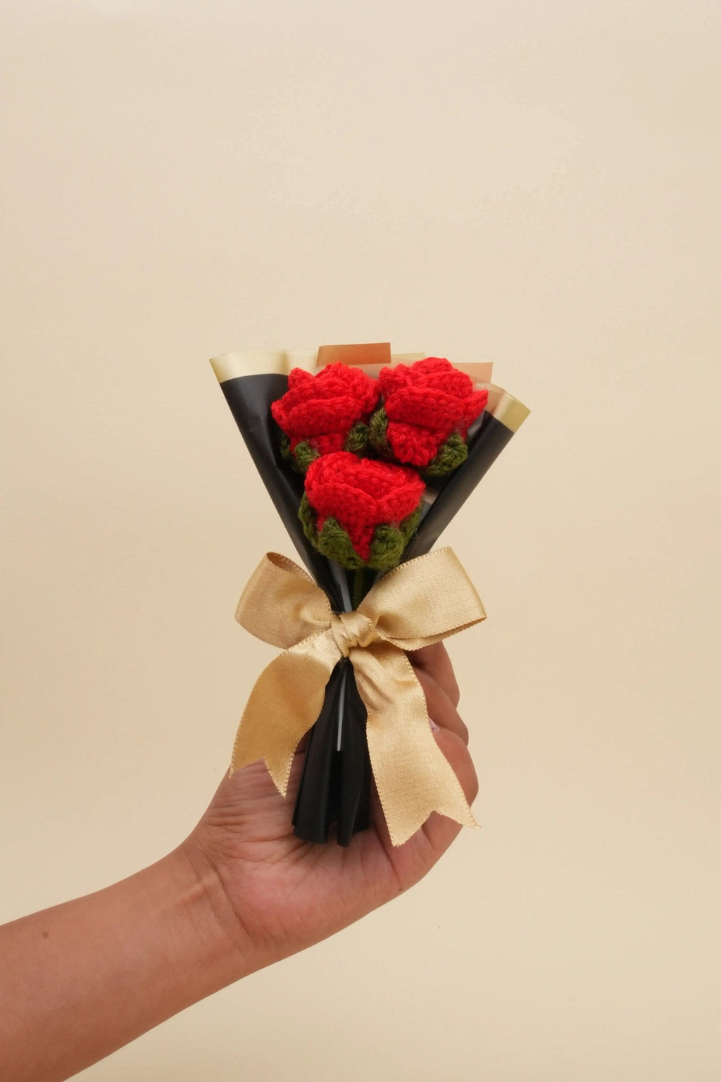 Handmade Mini 3 Red Rose Bouquet by Fourloom, photo 5